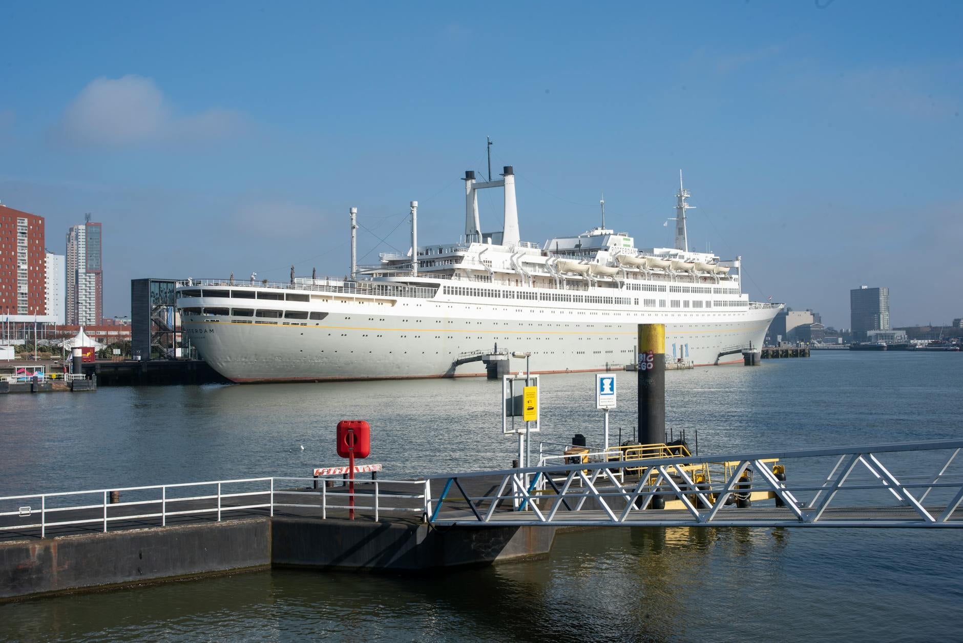 Navire de croisière MV
