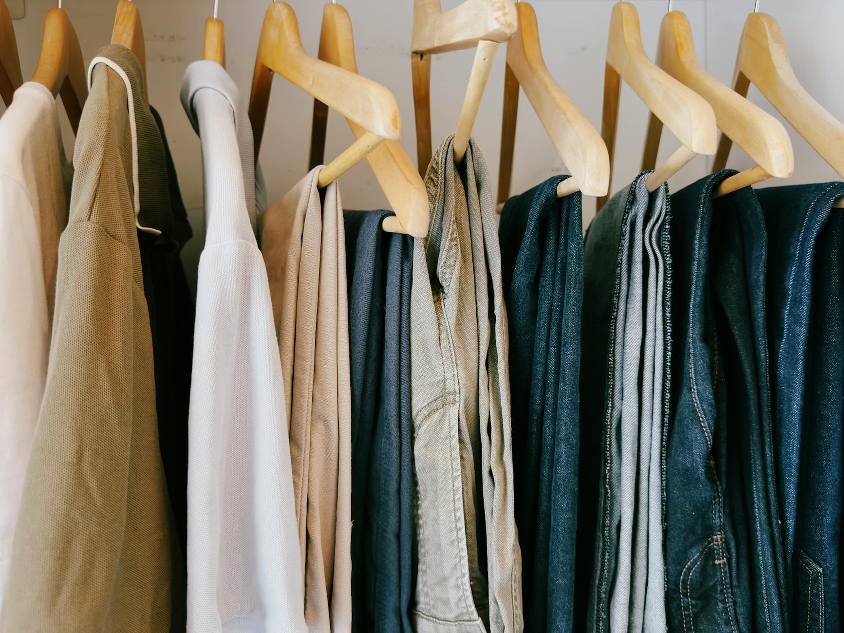 Tenues vestimentaires variées