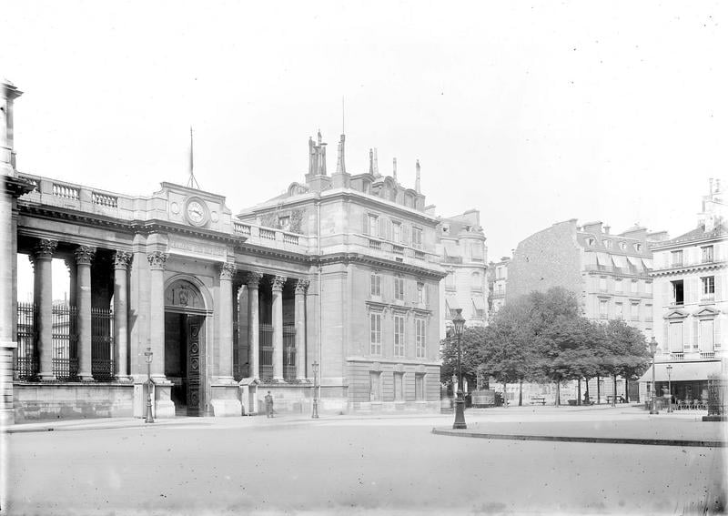 Salle commission parlementaire