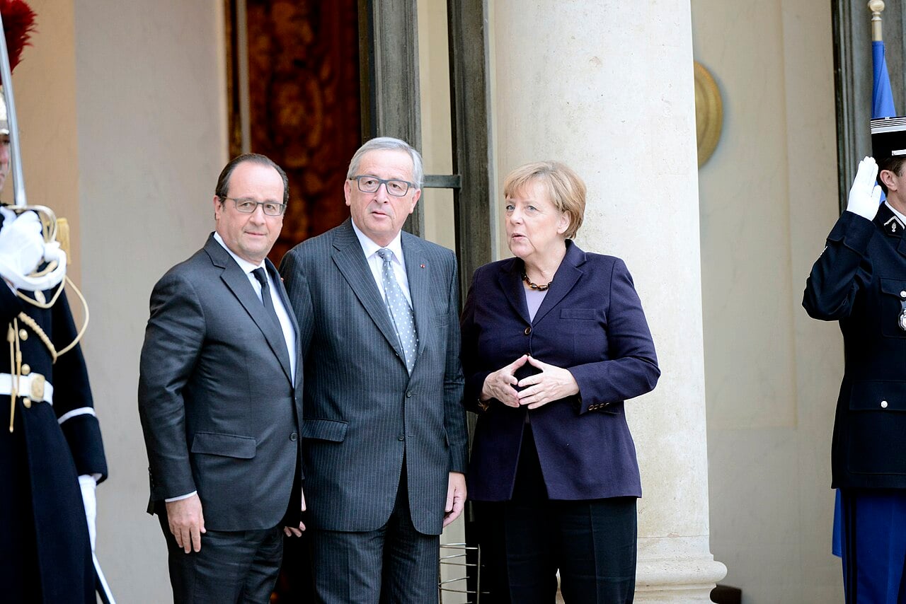 François Hollande micro