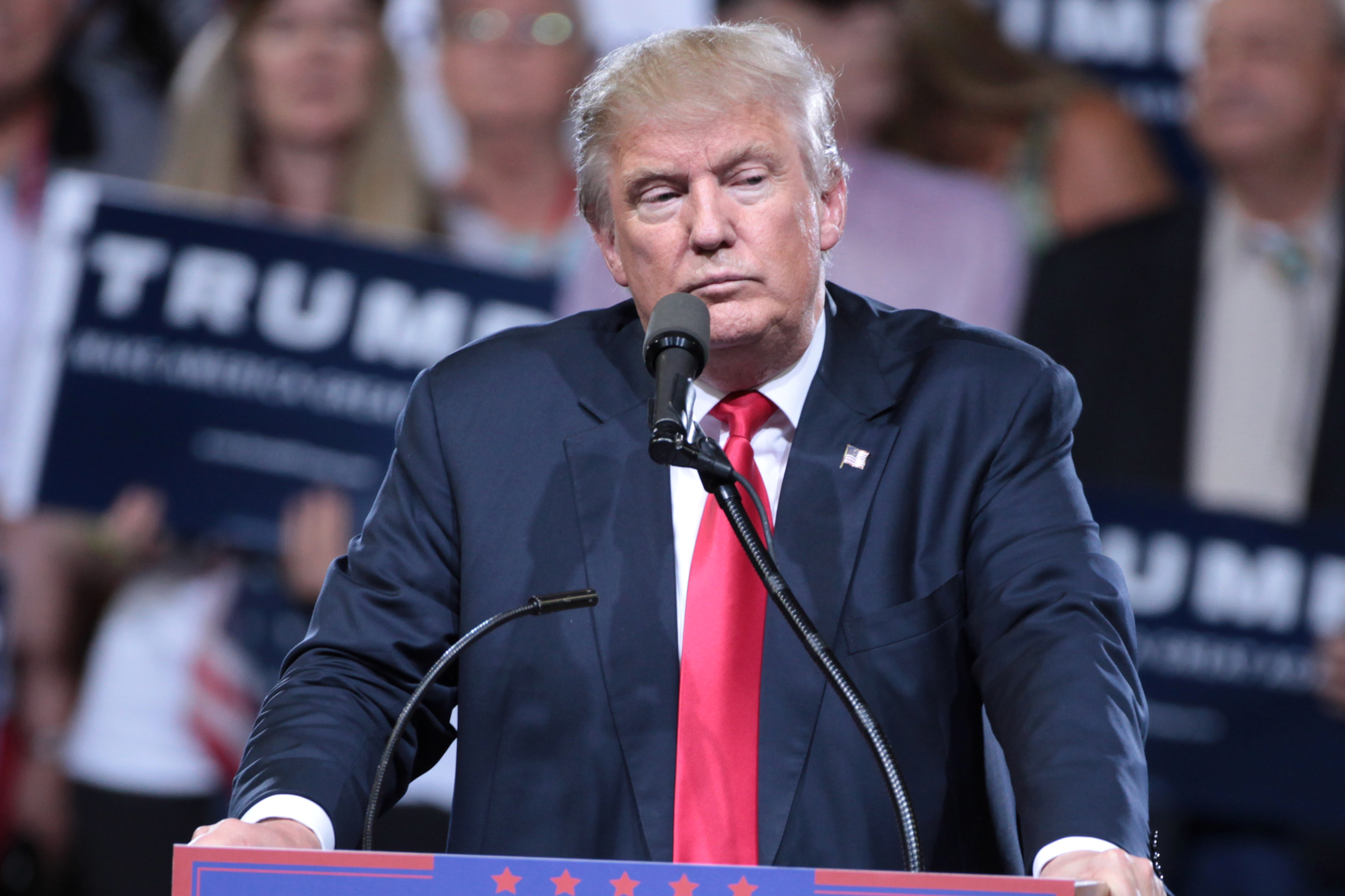 Trump attend la réponse de l'Iran ce soir sur un accord de paix