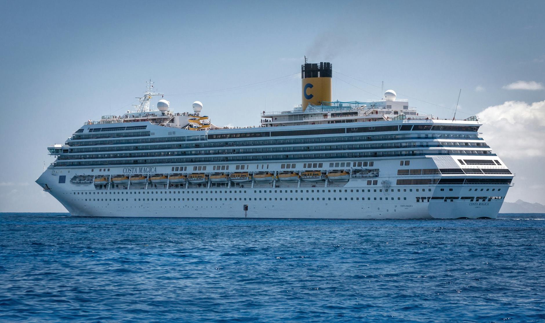 Croisière en Atlantique : un virus mortel frappe à bord