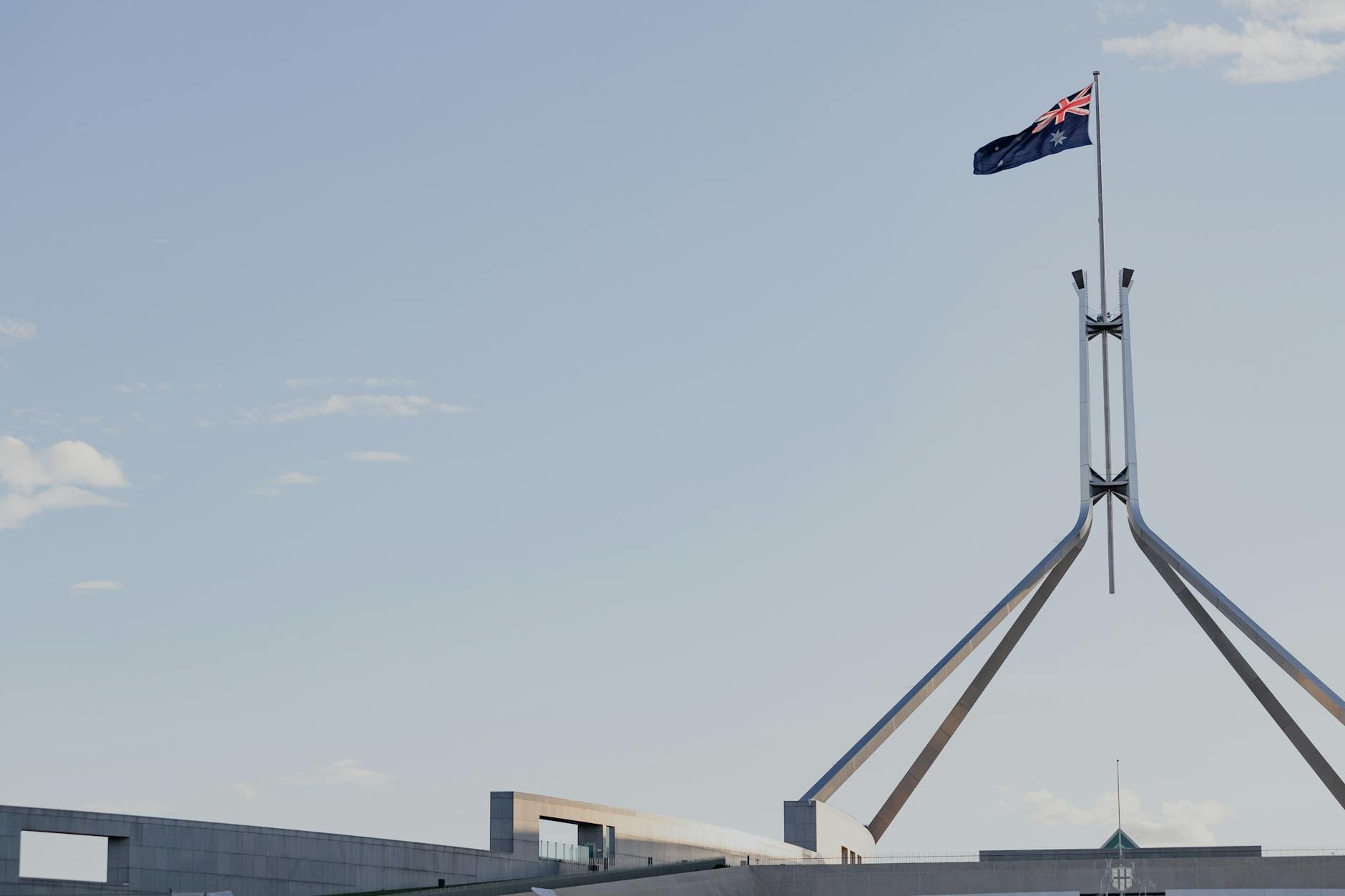 Australie : Albanese étrille les jeunes investisseurs pour sauver sa politique