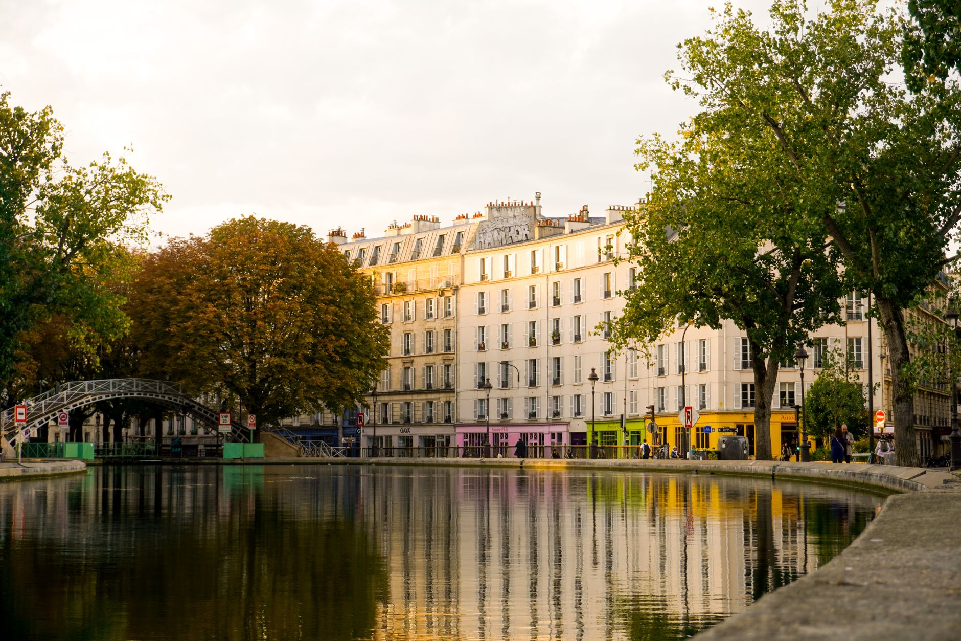 Mort dans le canal Saint-Martin : baignade interdite, tragique issue