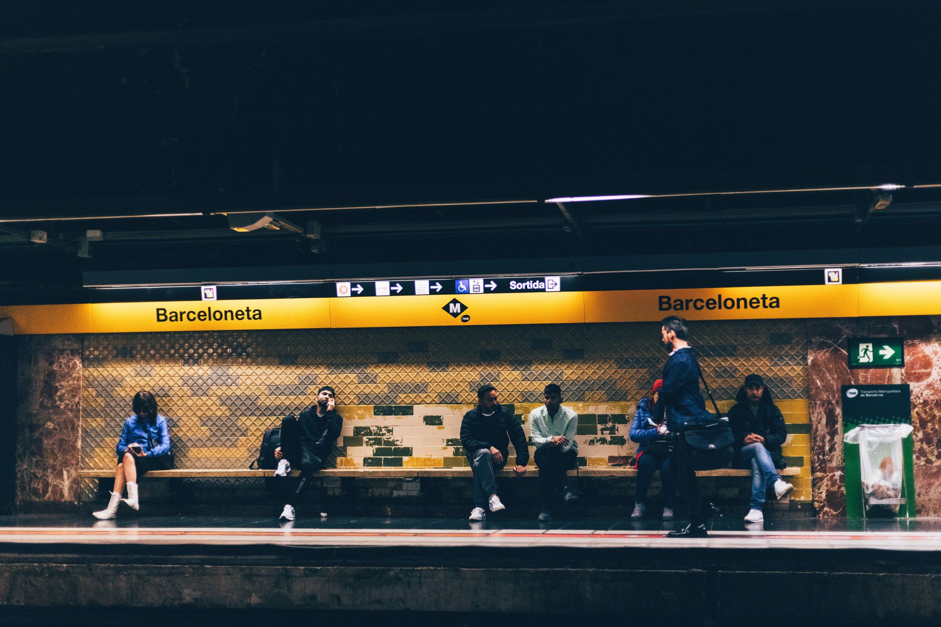 Incendie sur la ligne L1 du métro de Barcelone : la panique dans le tunnel