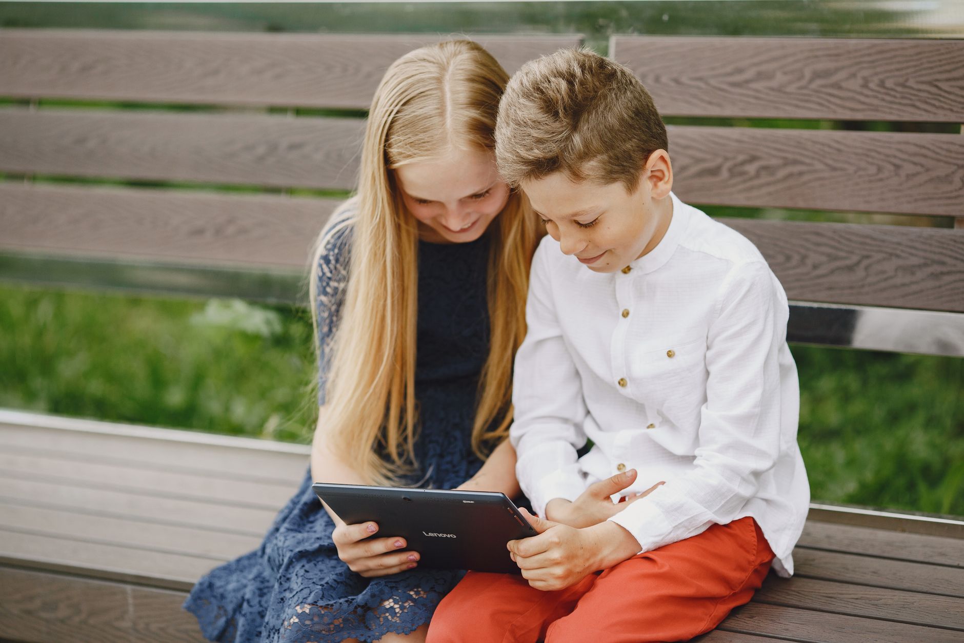 La tablette enfant à 55 euros a sauvé mon vol et ma patience