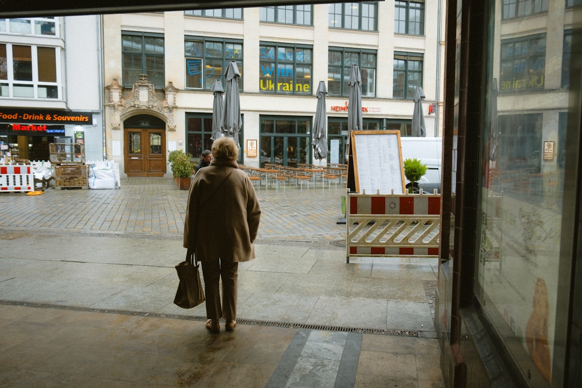 Suisse : des clans criminels ciblent les seniors avec des arnaques au tapis et à l'or