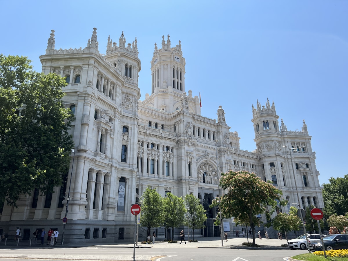 Madrid impose des badges anti-fraude aux VTC dès juillet