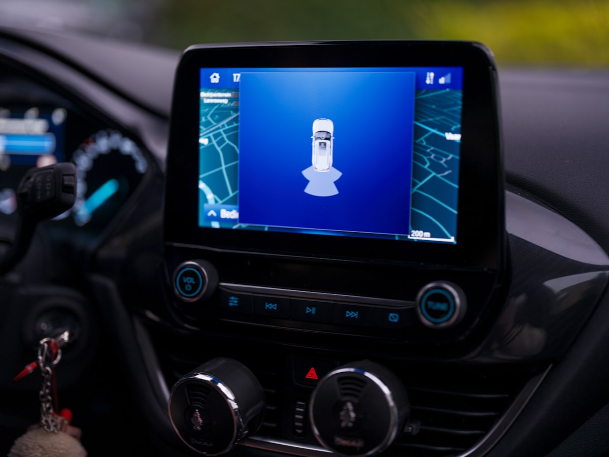 Ford mise sur l'IA pour contrôler votre voiture depuis votre smartphone