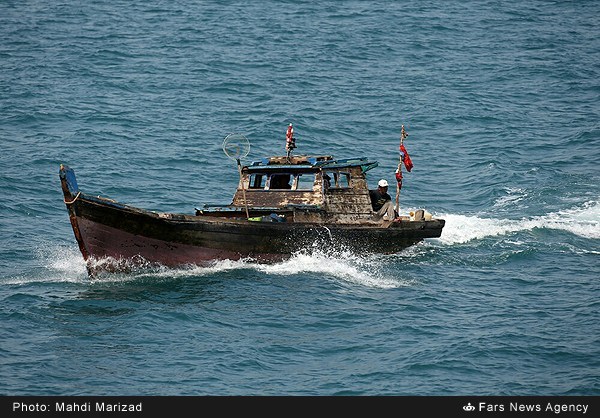 Navires pétroliers ancrés Hormuz