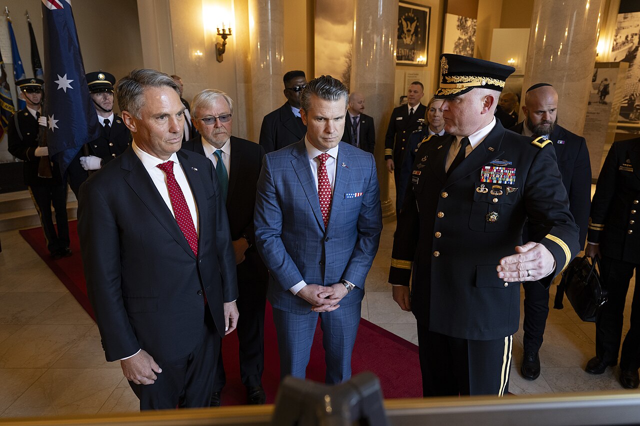 Fermeture du détroit d'Ormuz : l'Australie appelle Trump à agir sans délai