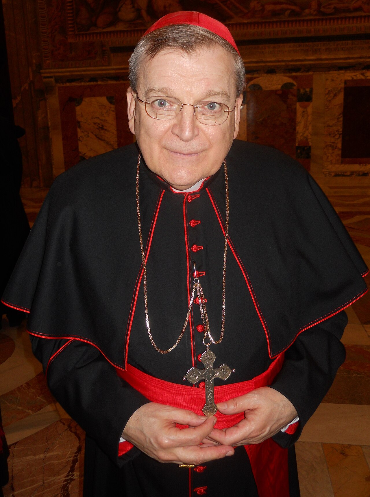 Cardinal Burke pape Saint